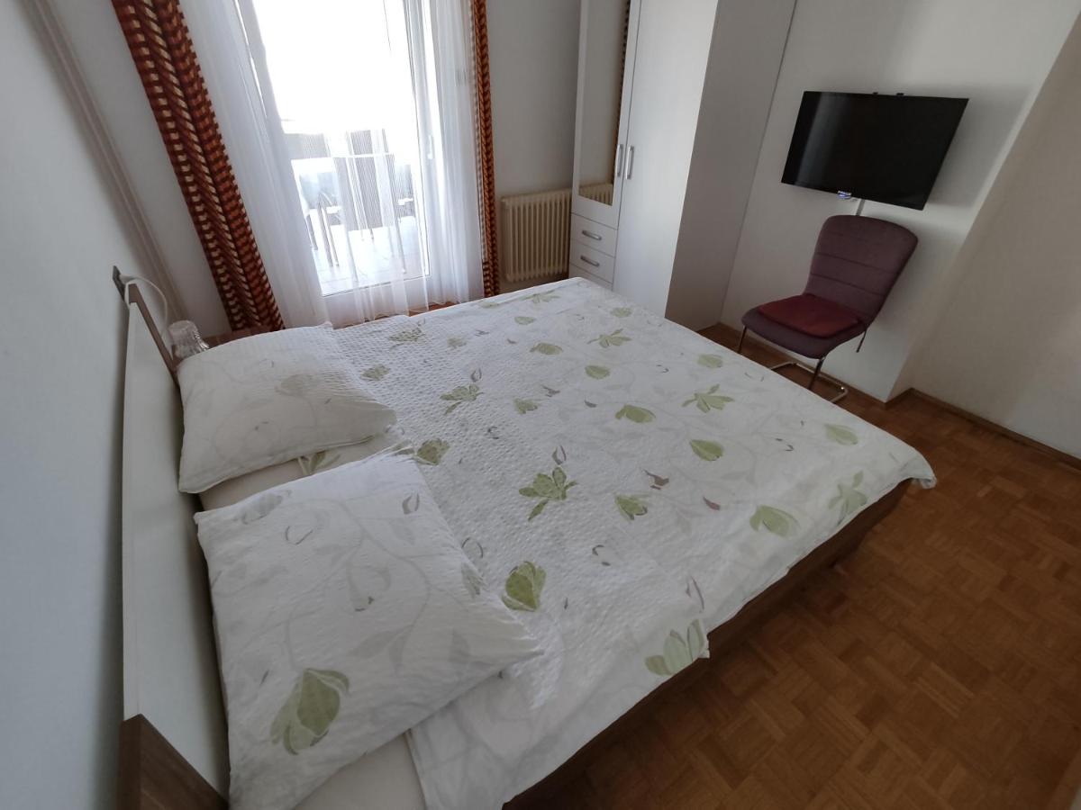 Apartments Samec Izola Exterior photo