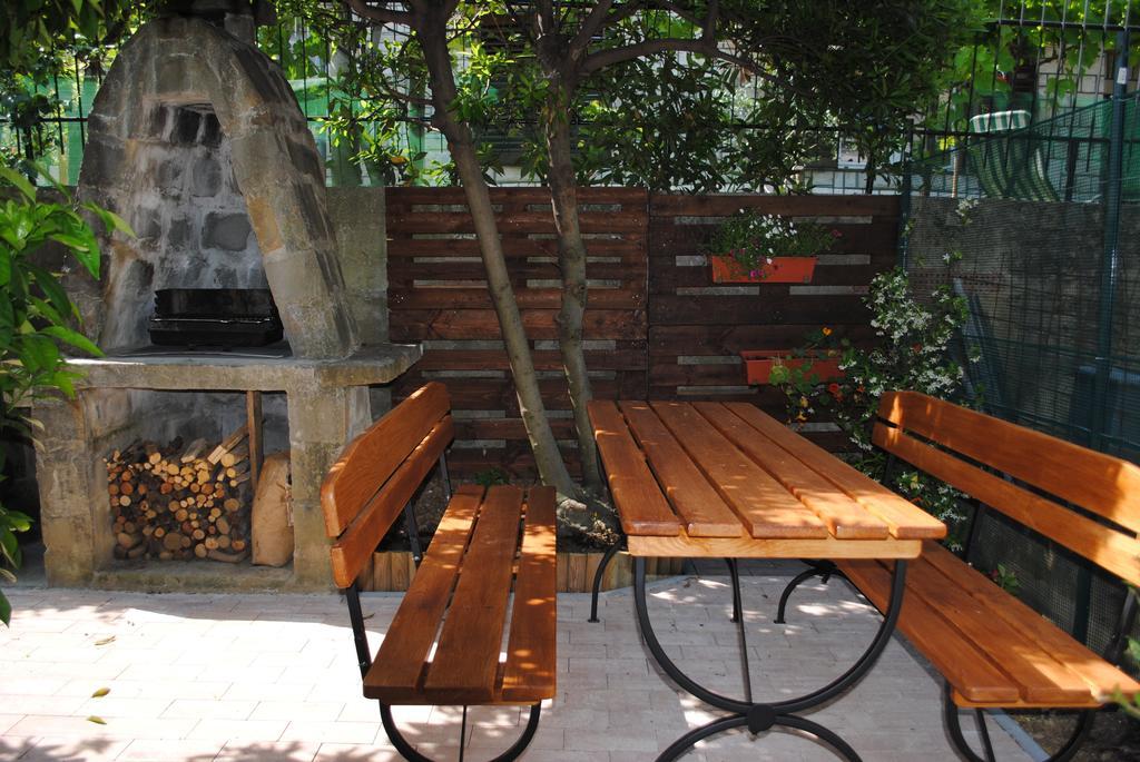 Apartments Samec Izola Exterior photo
